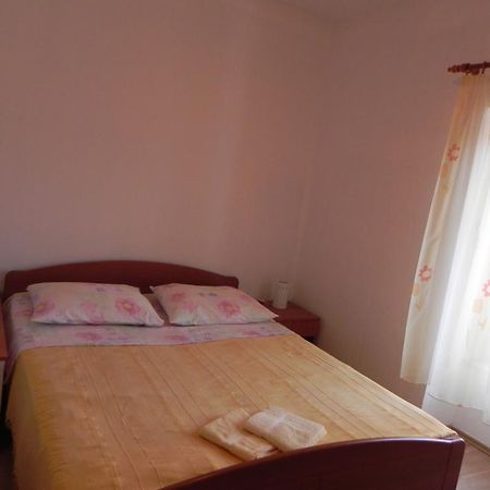 Apartments Riva Pag Town Zewnętrze zdjęcie